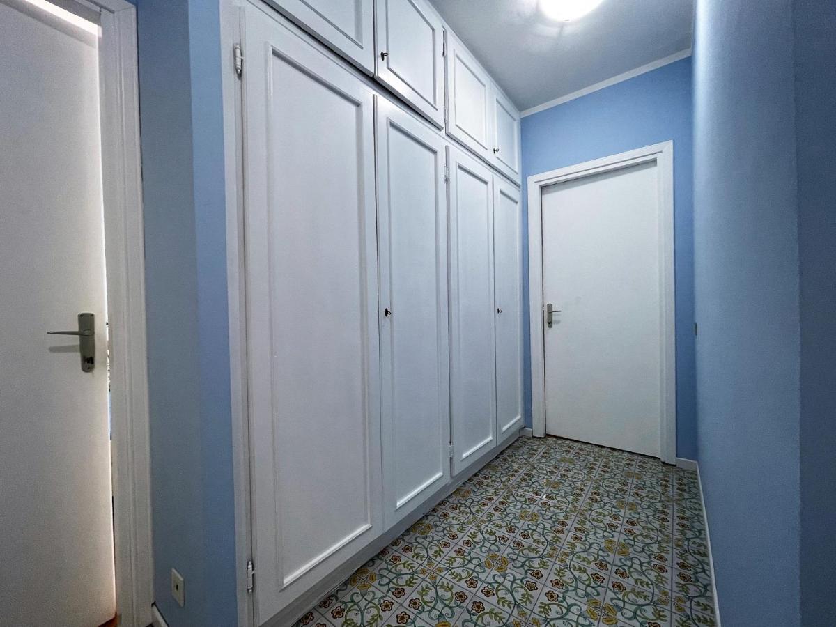 Stefano'S Guests House: 2 Bedrooms & Parking In 비아레지오 외부 사진